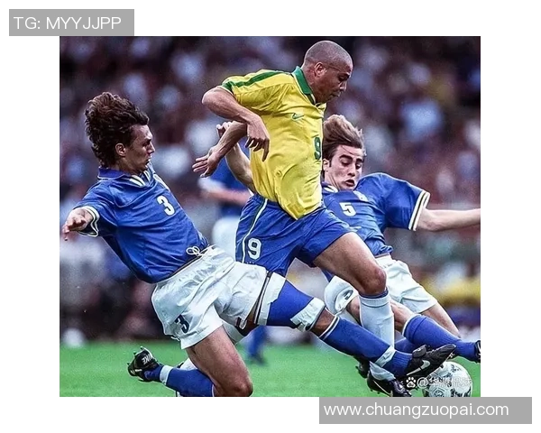 美国足球队球星的辉煌历史与传奇人物回顾