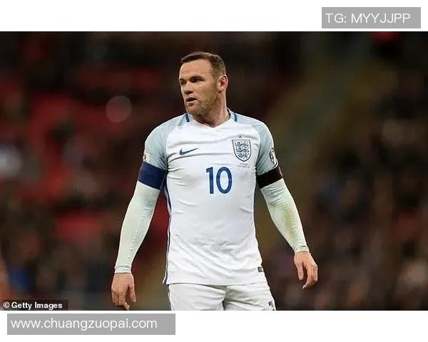 英格兰足球传奇鲁尼的辉煌历程与职业成就回顾