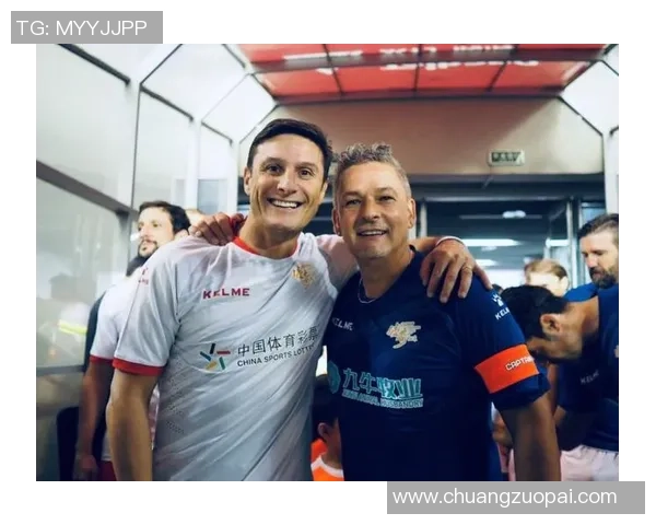 足球球星传奇背景图展示沉浸式体验呈现赛场英姿尽显动感魅力